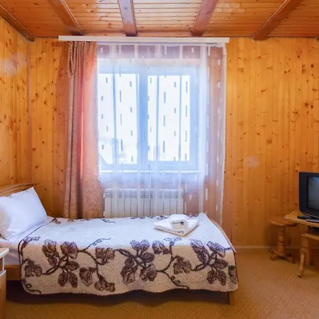 Hotel у мар'яни і назара Jaremtsche