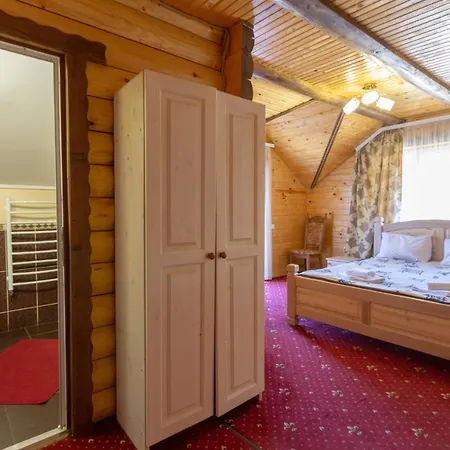 у мар'яни і назара Hotel Yaremche