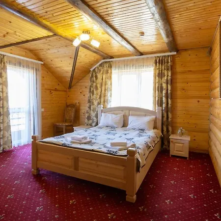 호텔 у мар'яни і назара