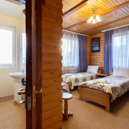 у мар'яни і назара Yaremche