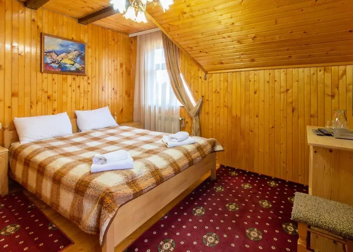 Otel у мар'яни і назара *